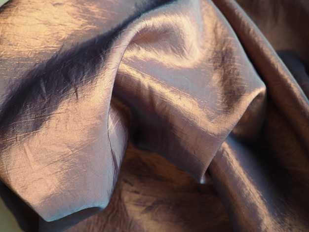 Состав и уход за глосс сатином