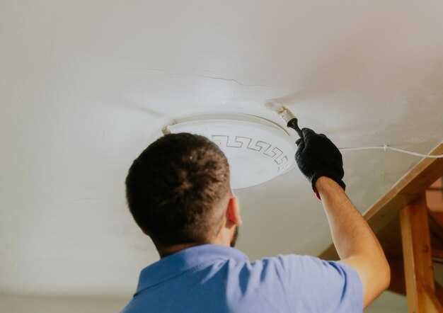 Основные методы чистки натяжного потолка